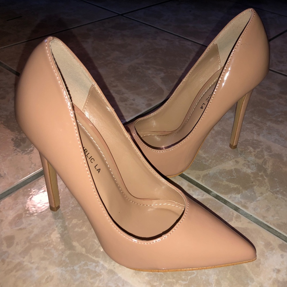 New nude colored heels! Size 7